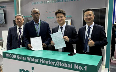 Micoe Solar signe un accord historique à Power & Energy Afrique 2025, fournissant des solutions d'énergie renouvelable 24/7 au Kenya