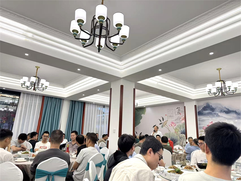 ဝါတွင်းလပြည့်နှင့် အမျိုးသားနေ့ကို ဂုဏ်ပြုခြင်း