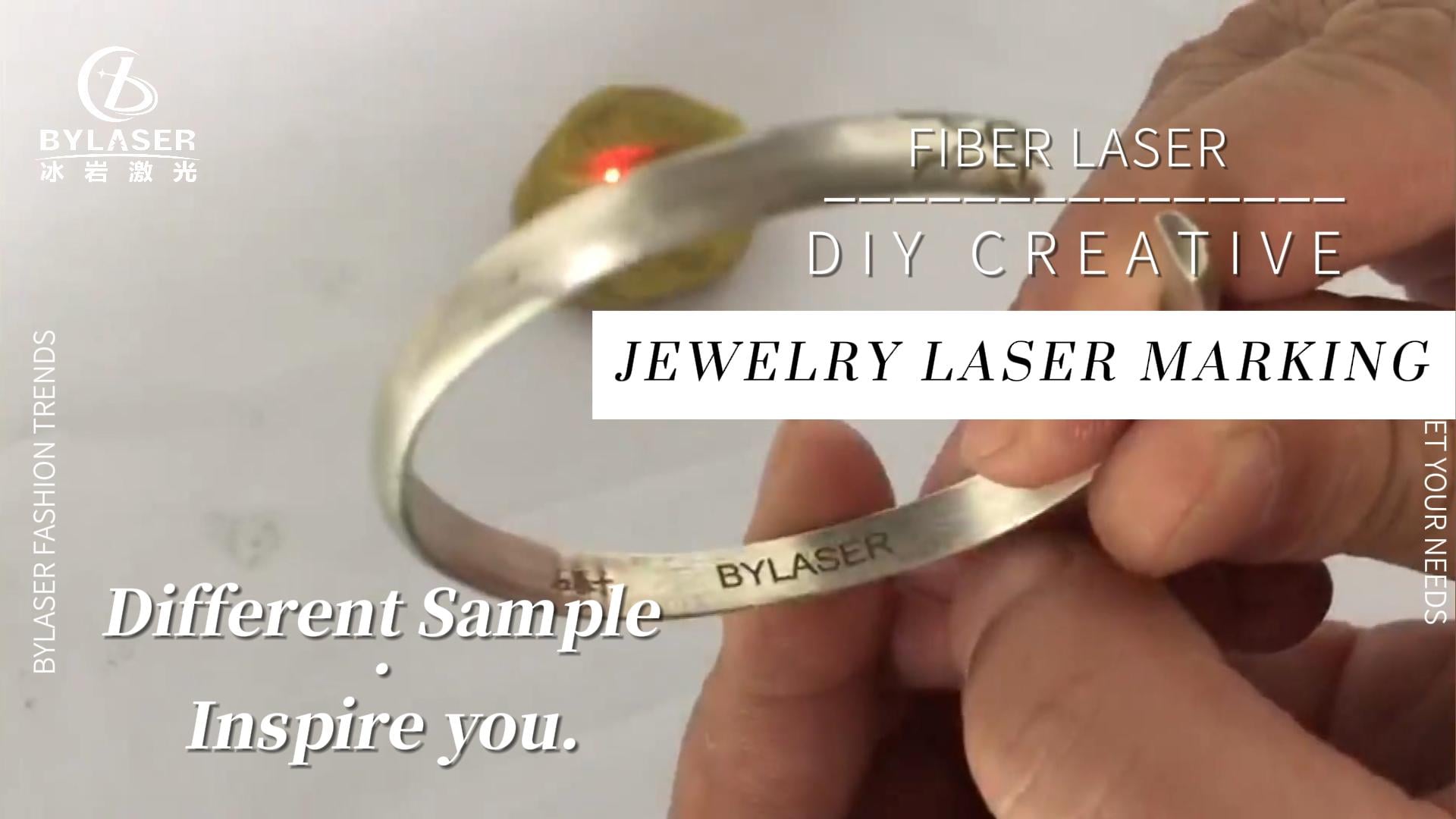 Faserlaser-Gravurmaschine für Schmuck