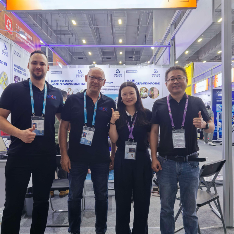 Luoyang Bingyan Laser presenta macchinari laser avanzati alla 140ª Fiera di Canton
