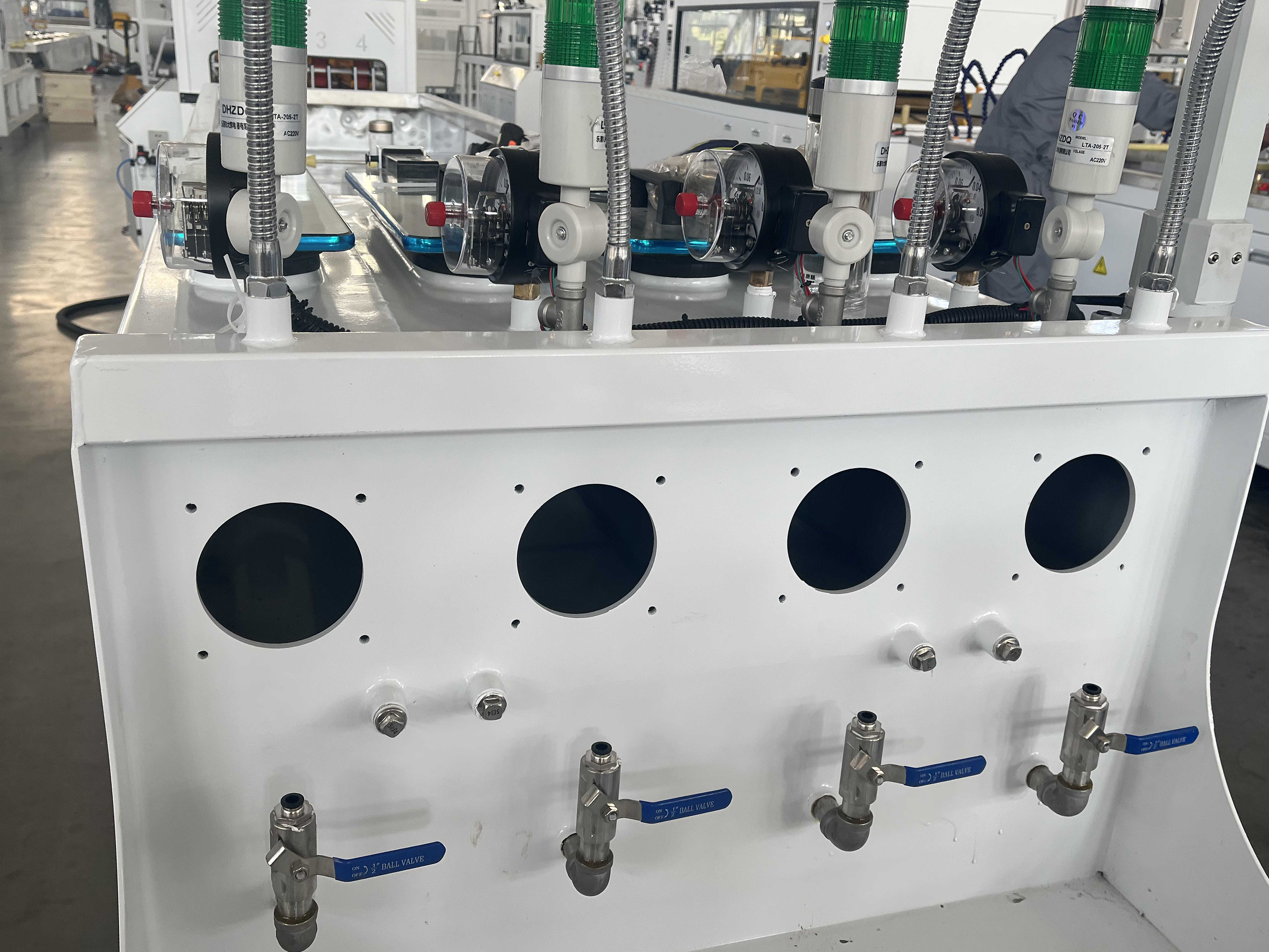 Özelleştirilmiş PVC Dört Borulu Su Drenaj Sulama Borusu Üretim Hattı