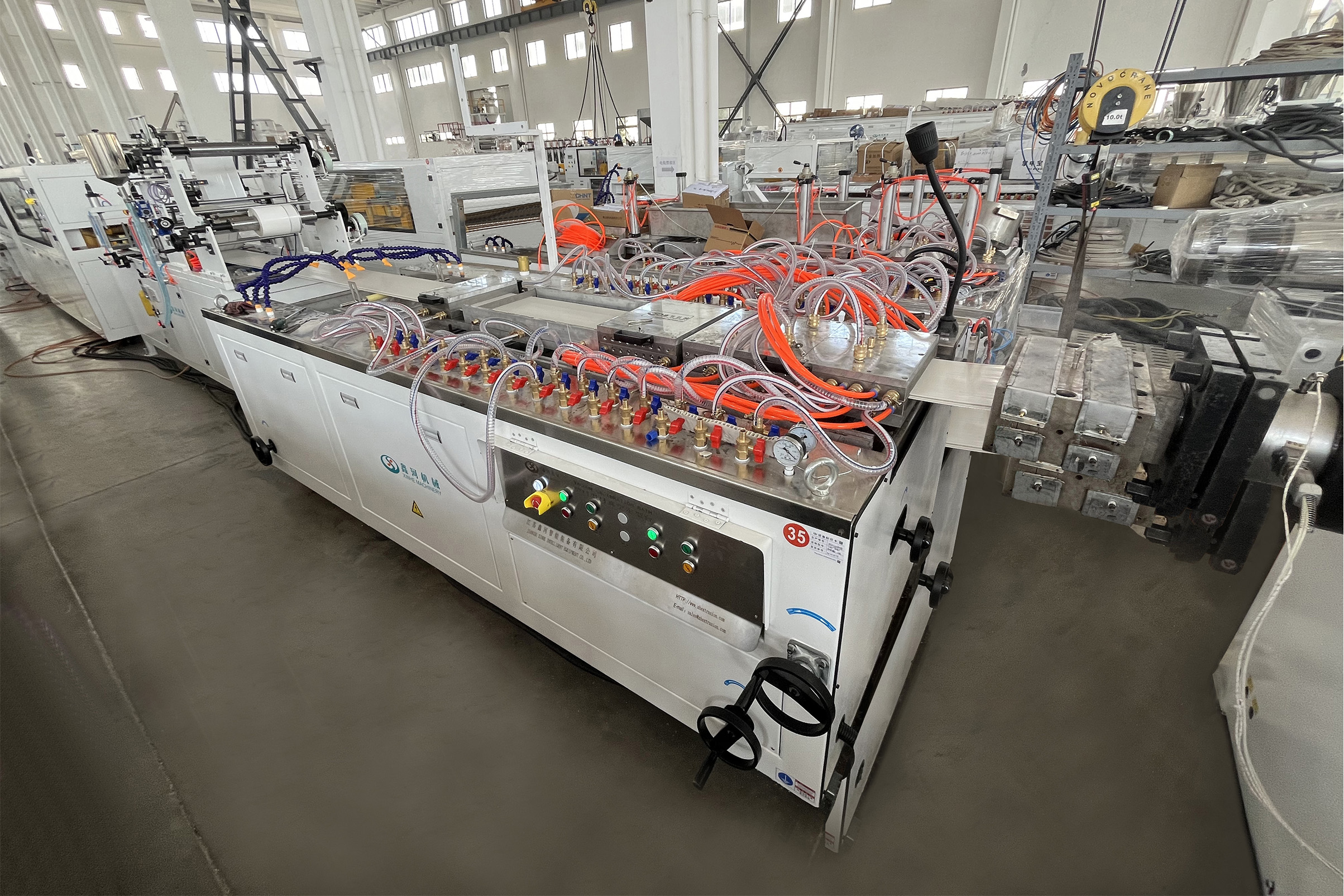 Gepersonaliseerde PVC Plastic Plafondpaneel Inwendige Versiering Productielijn