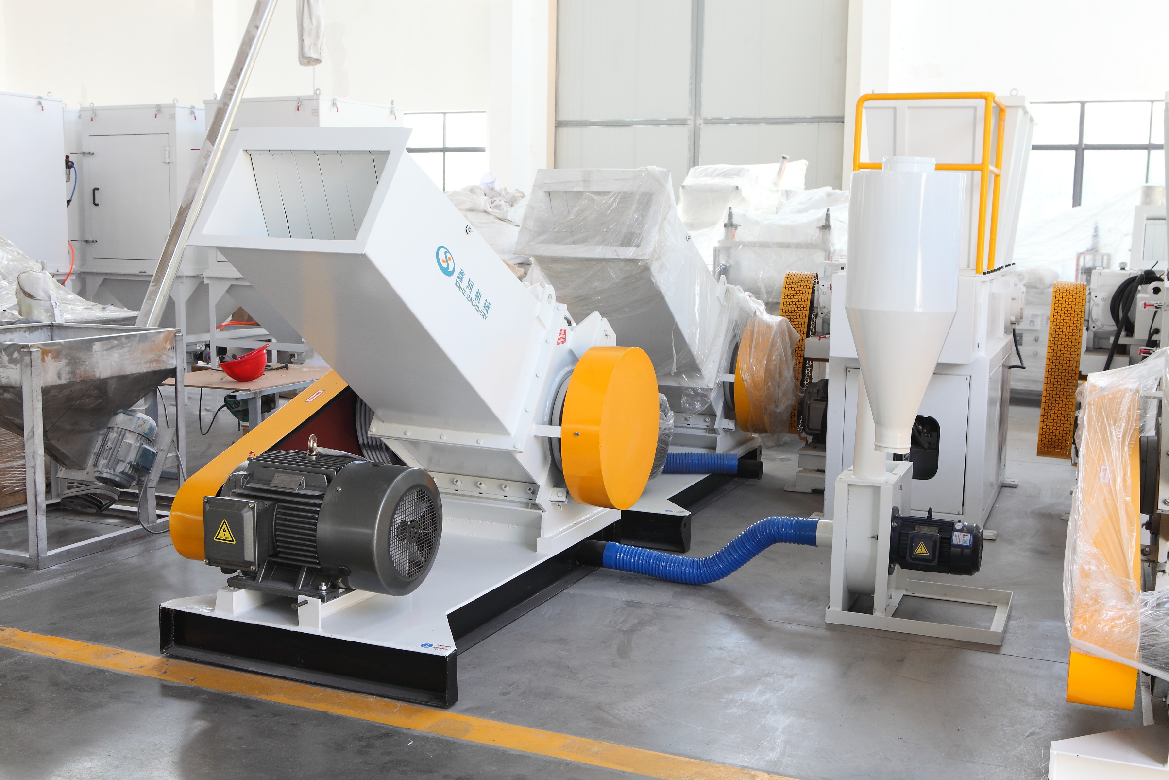 Five tips for choosing machines to recycle plastics and reduce production costs