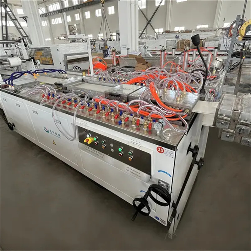 Why is the 200mm ceiling production line the first choice for initial investment producers?