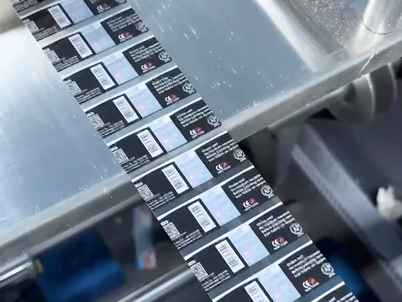 Excellent shrinkage rate & high-definition printing