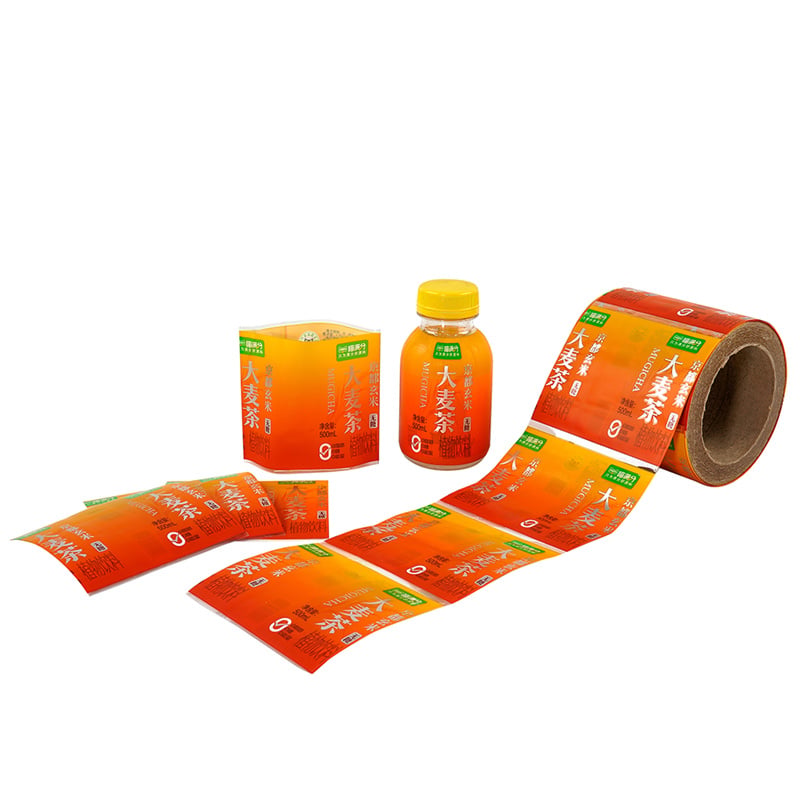 High elasticity shrink film label with no warping at the edges and corners