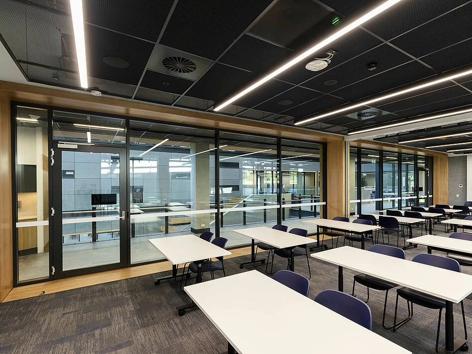 Kingswood TAFE, Sydney [AU] (4).jpg