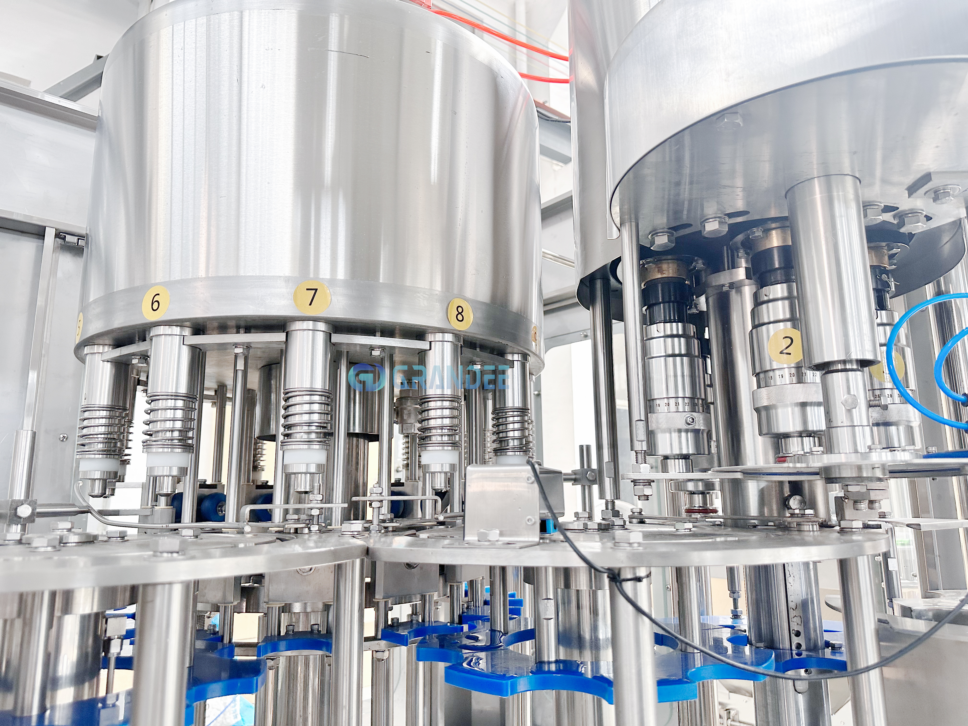 Common Usage Issues with Water Bottle Filling Machines and How to Solve Them