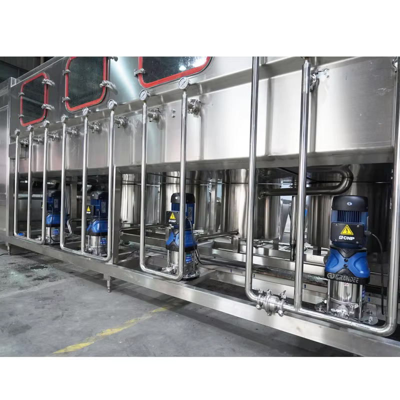 5 Features to Look for in a Modern Water Filling Machine