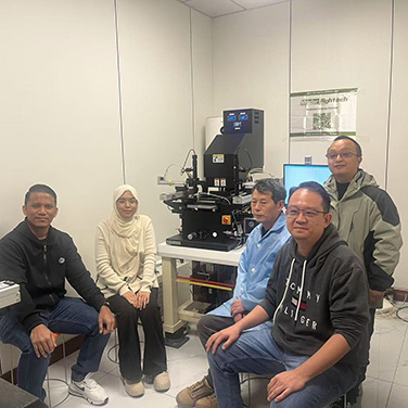 Customer acceptance of High Precision Mask Aligner in university semiconductor laboratory