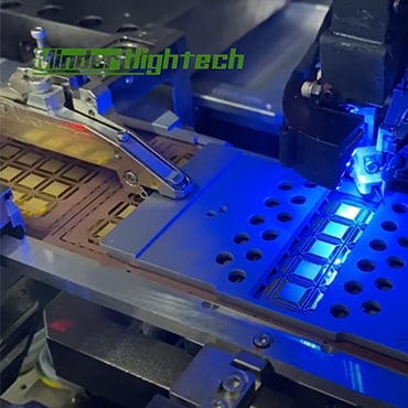 Automatic wire bonder for IC TO package