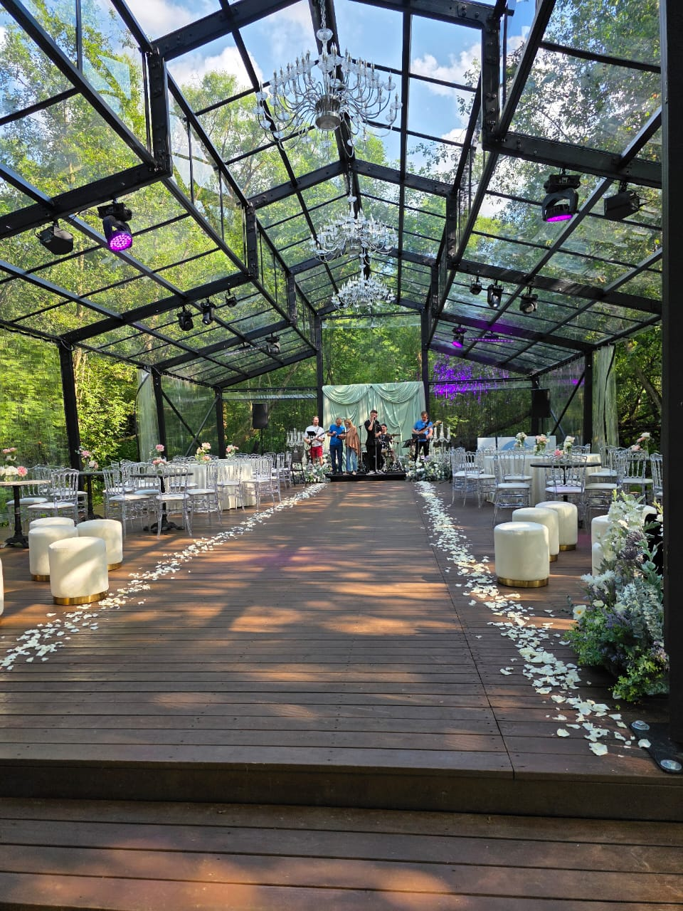 black cathedral tent-1