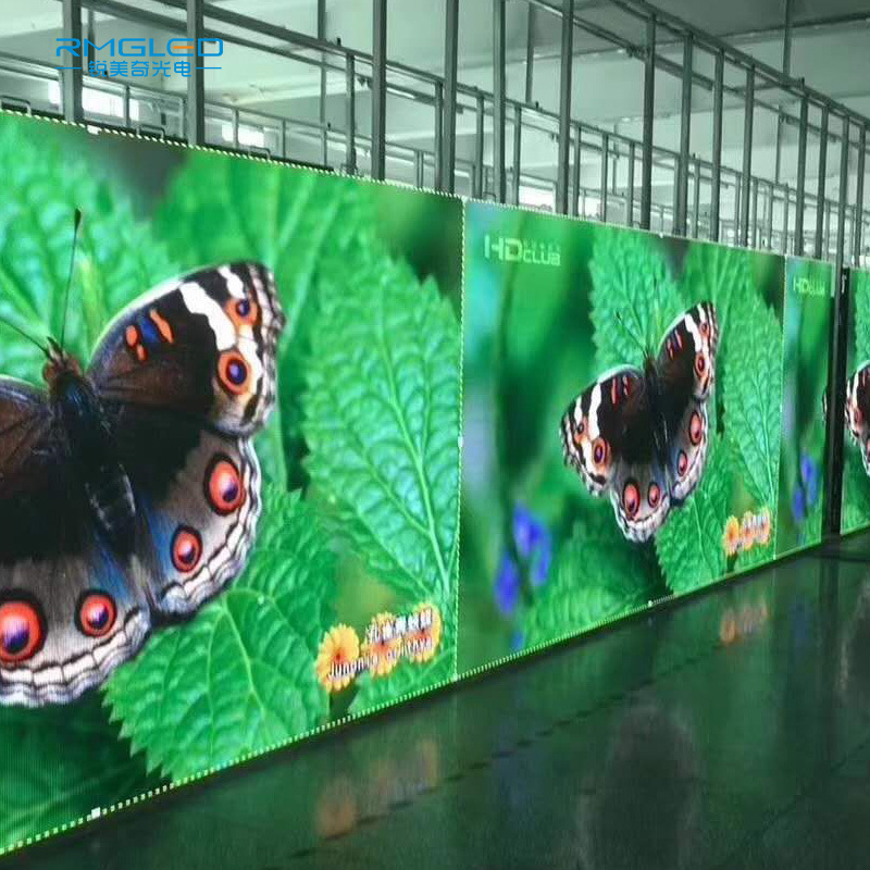 เปลี่ยนแปลงการโฆษณาของคุณด้วยจอแสดงผลดิจิทัล LED