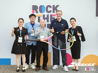 판테크 스포츠, 바볼라트 창립 150주년 기념행사 참석… 리나 사인 기념 라켓 수상