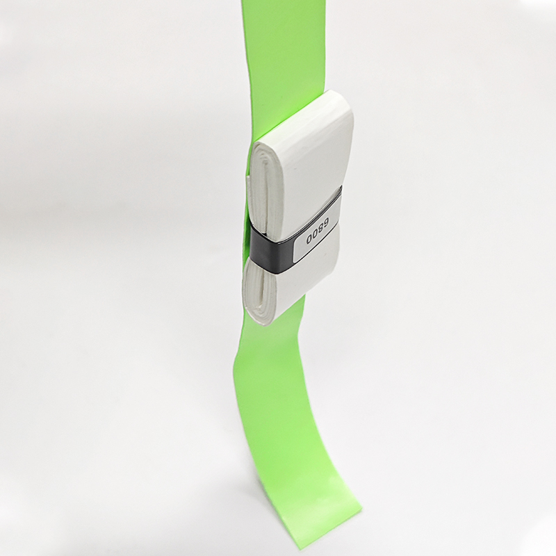 What are the Benefits of Using a Sticky Tennis Racket Grip?