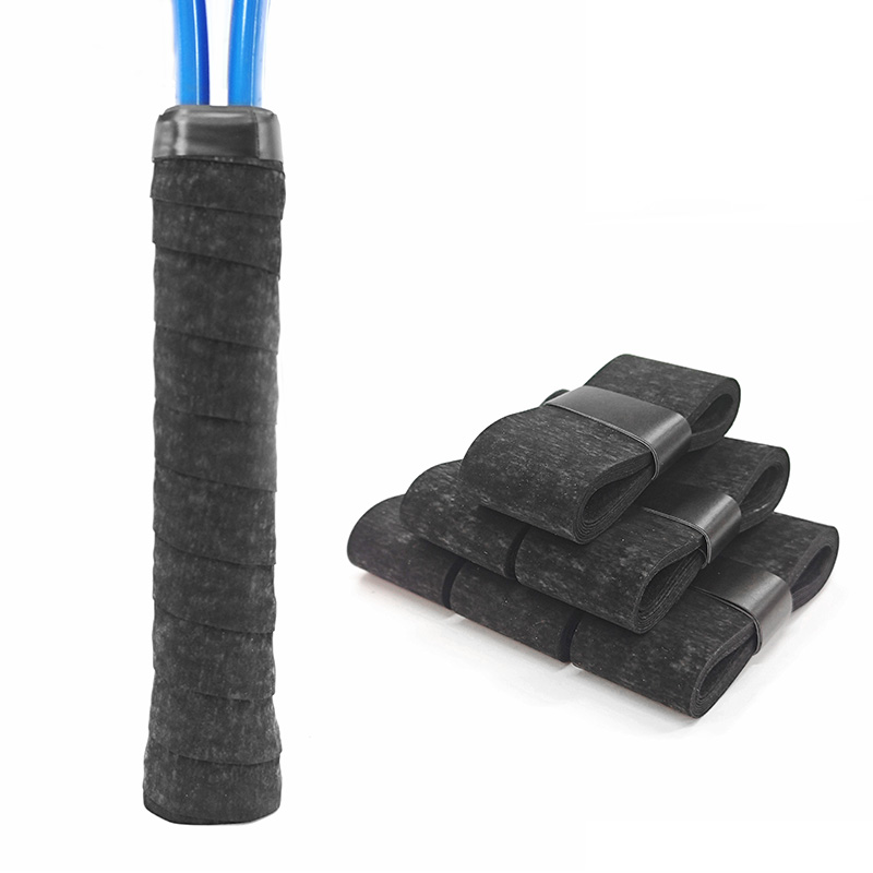 What Makes a Tennis Grip Ideal for Sweaty Hands?