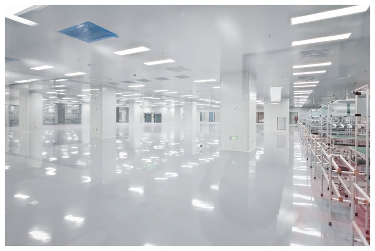 What Are the Key Benefits of Investing in Clean Room Technology?