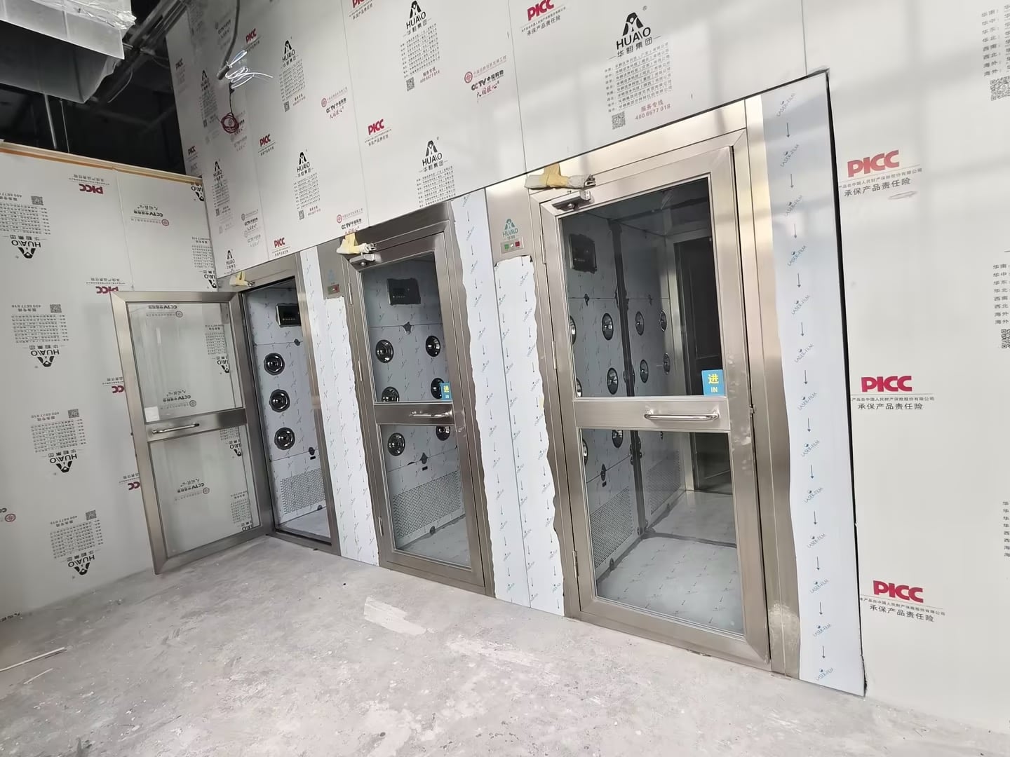 How Air Showers Improve Contamination Control in Sensitive Industries