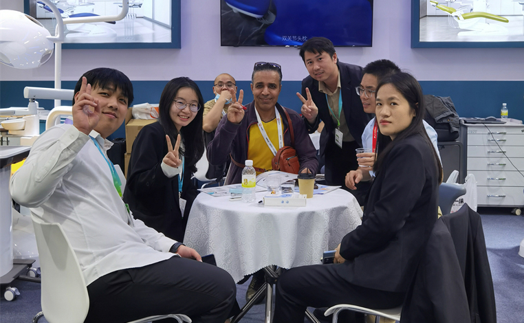 Le salon dentaire de Guangzhou de mars s'est achevé en beauté