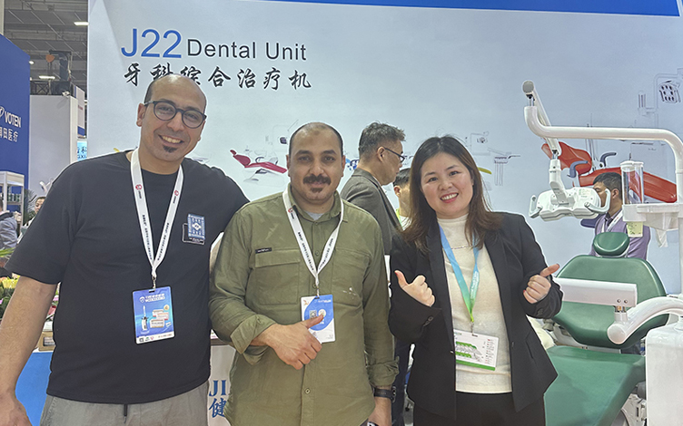 Le SL8500 a été exposé au salon de Guangzhou et un accord a été conclu sur place !