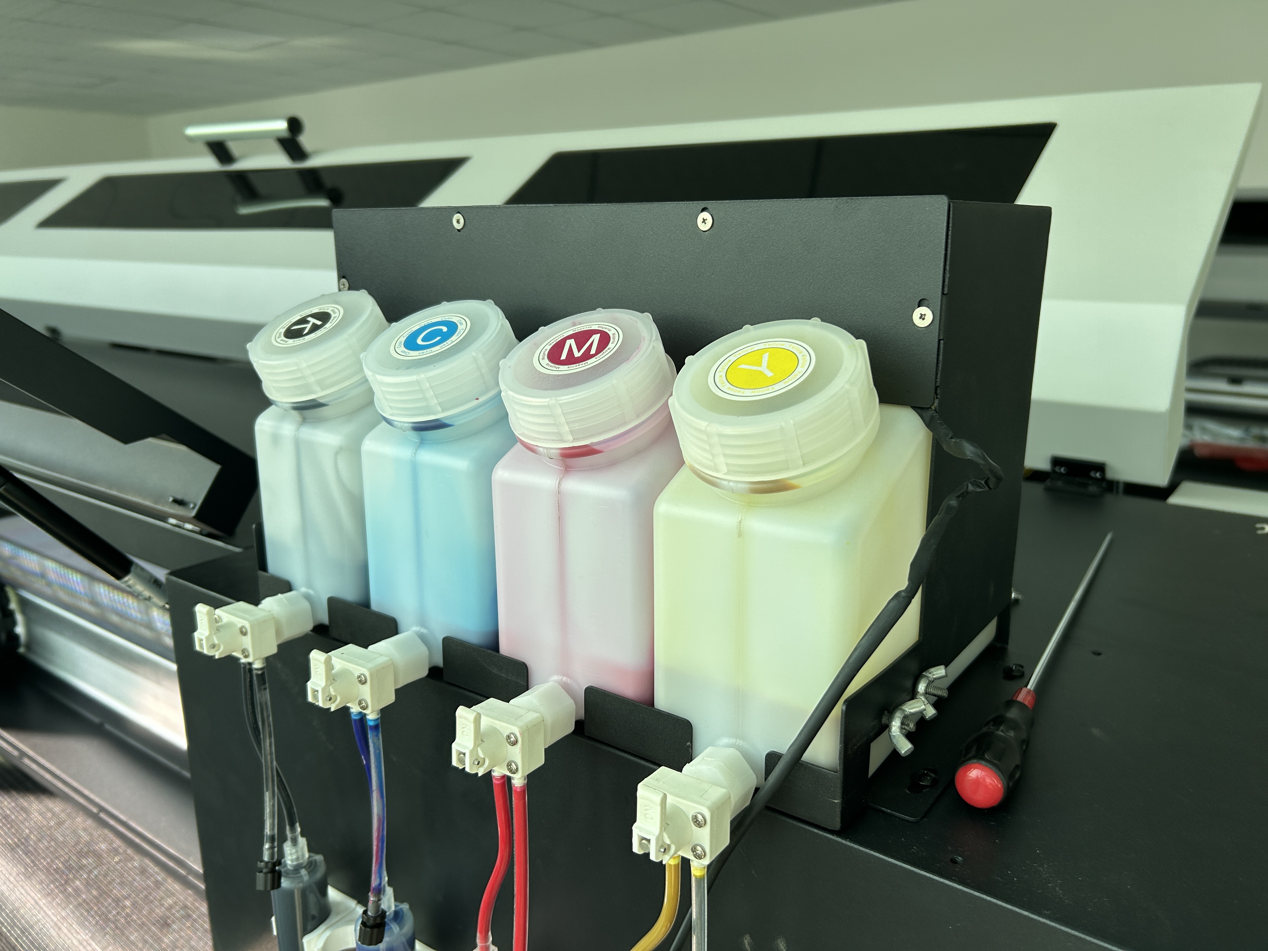 1.8m UV hybrid printer（4pcs） supplier
