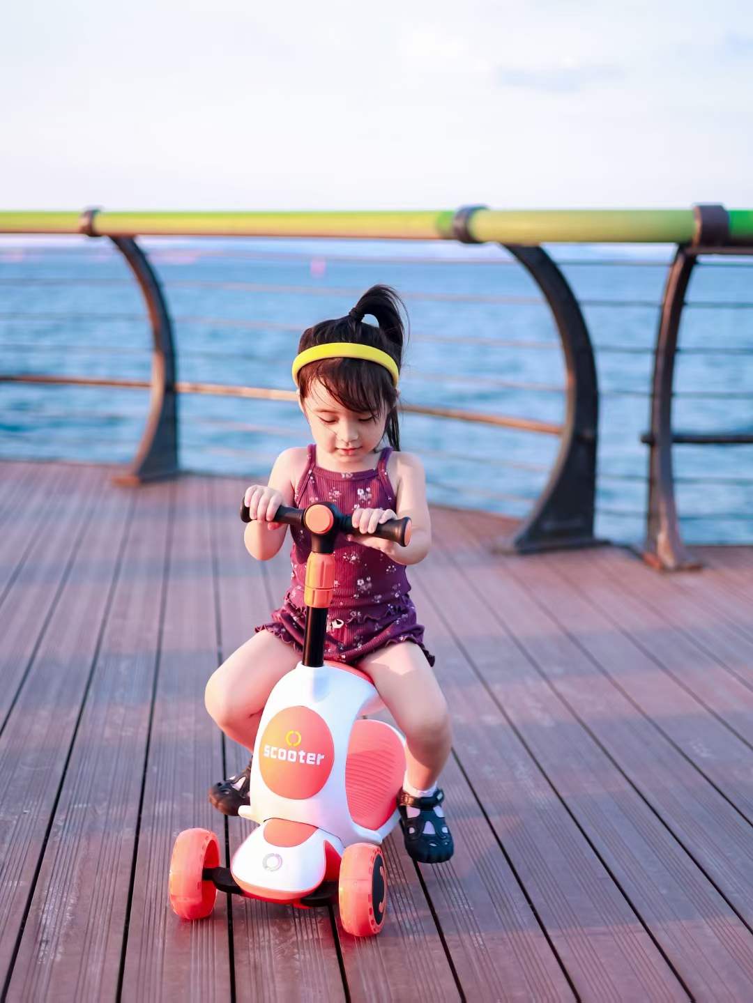 How to choose the safest scooter for young children
