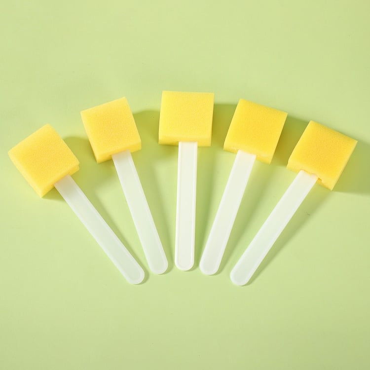 Disinfection Brush for Puncture Kit 02.jpg