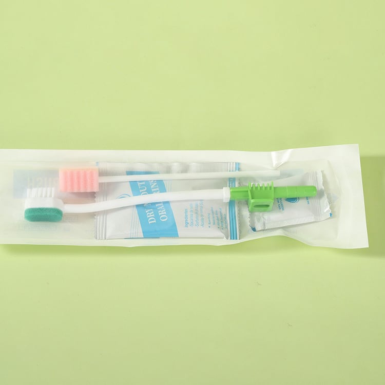 Suction Kit with Mouthwash 04.jpg