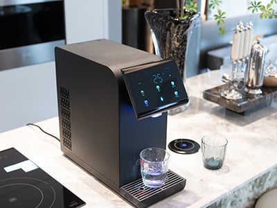 Dispensador de agua refrigerado de alta eficiencia con tecnología de protección UV