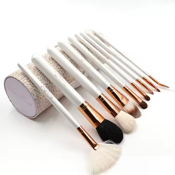 Professional Makeup Brush Set: Soft Bristles & Precise Application