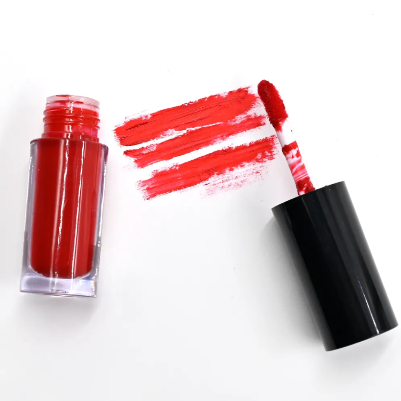 Lip Gloss OEM: Custom Shades & Long-Wear Formulas (Fast Sampling)