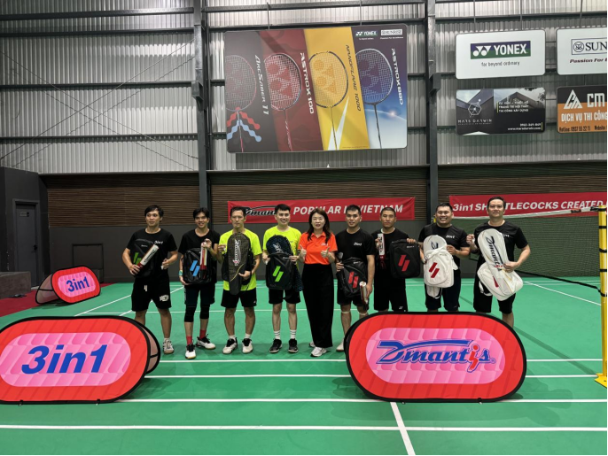 Şampiyonların Tercihi: Profesyonel Badminton Oyuncularının Kullandığı Ekipmanı Bu Kadar Özel Yapan Nedir?