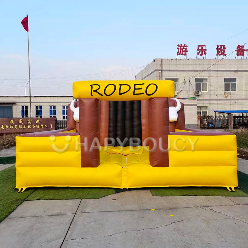 Fabricante de toro mecánico bravo, parque de atracciones inflable, máquina de rodeo mecánico en venta