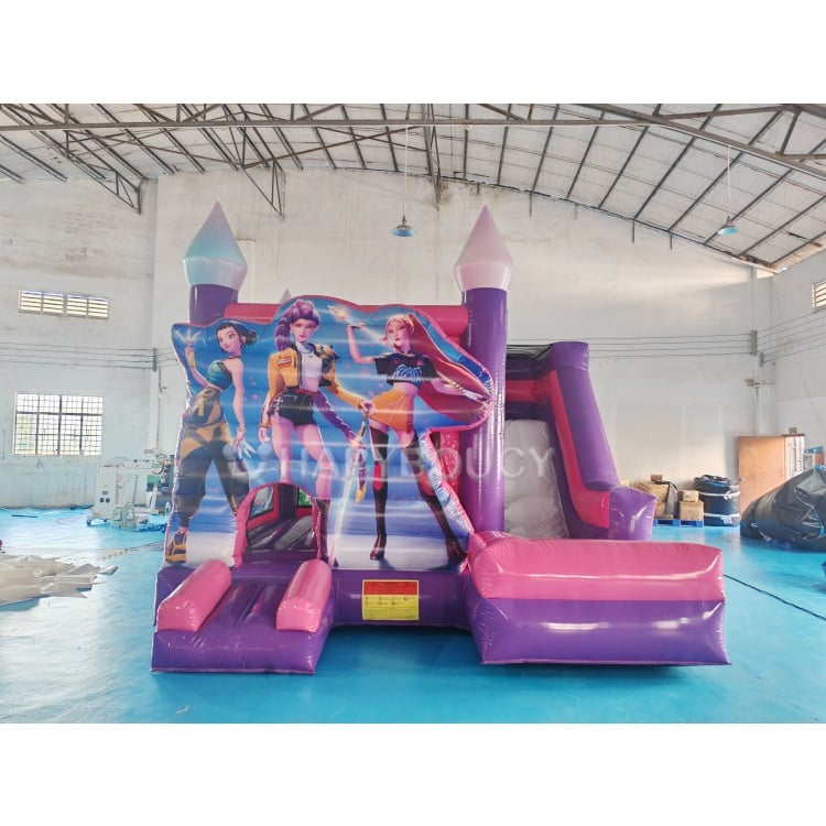 K-POPアイドルをテーマにしたインフレータブル遊具セット