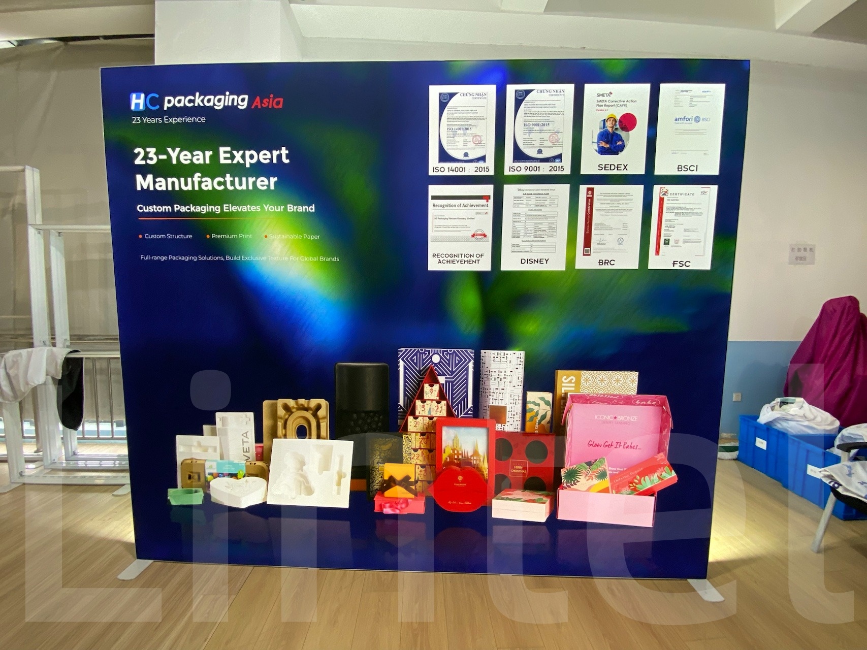 portable lightbox display.jpg