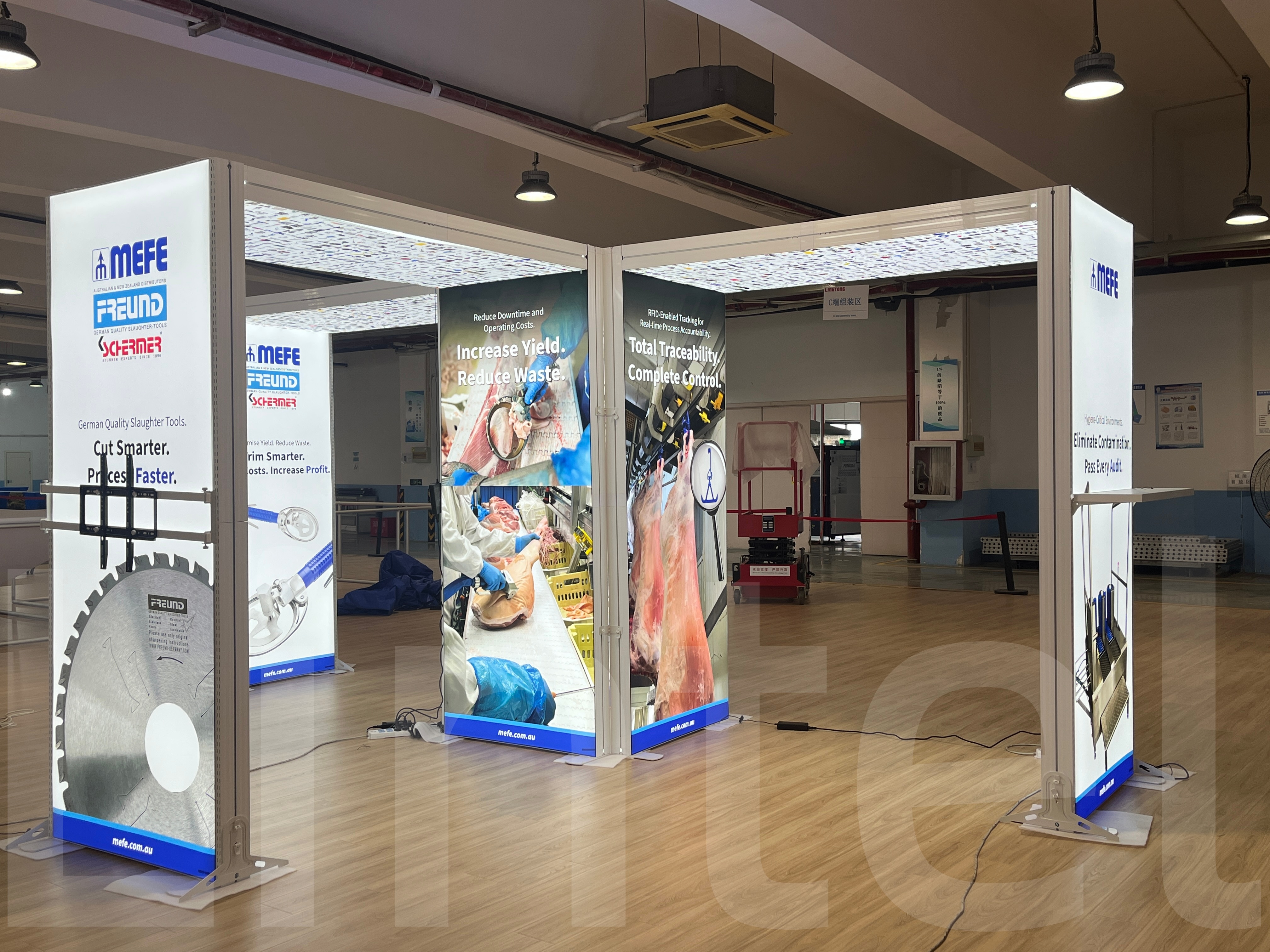 Lightbox storage unit featuring three lightbox arches and retail display accessories..jpg