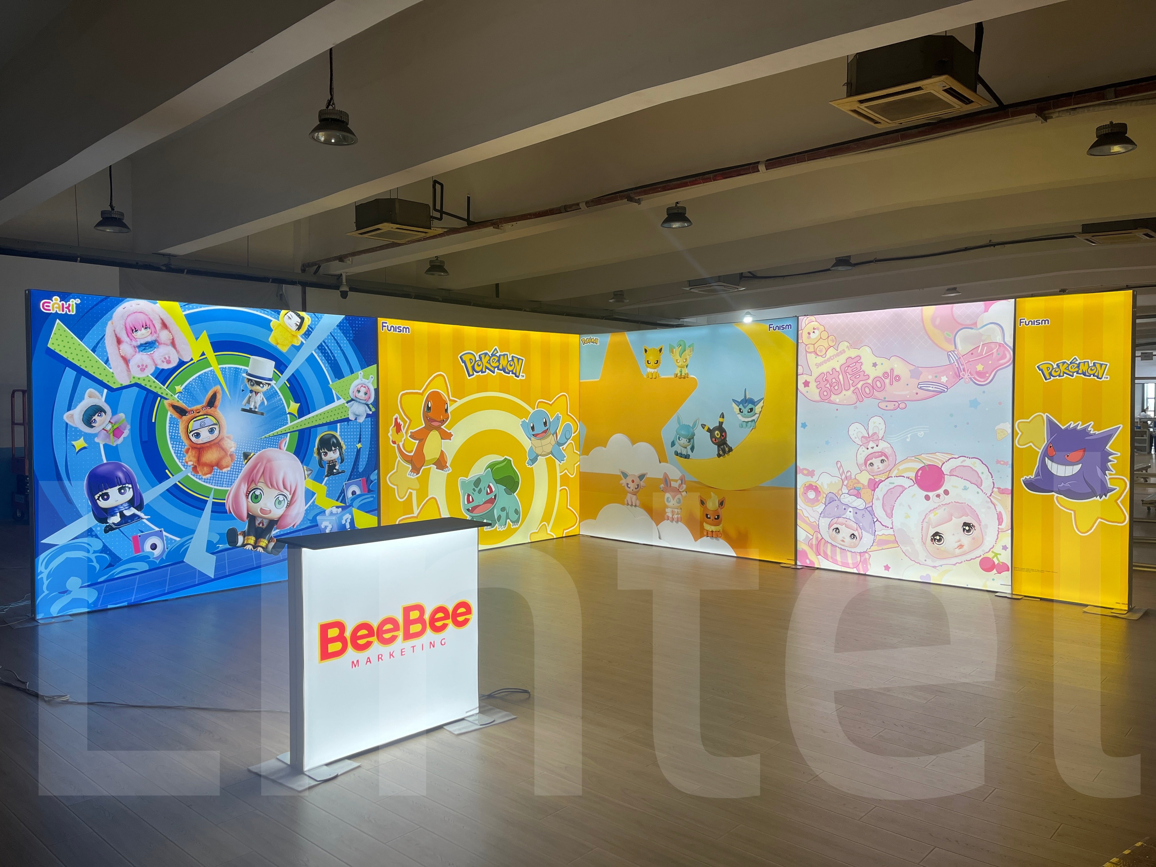 6x6m L shaped portable light box booth.jpg