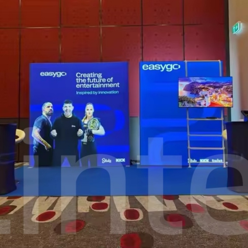 Kes Kes Pameran Skala Besar