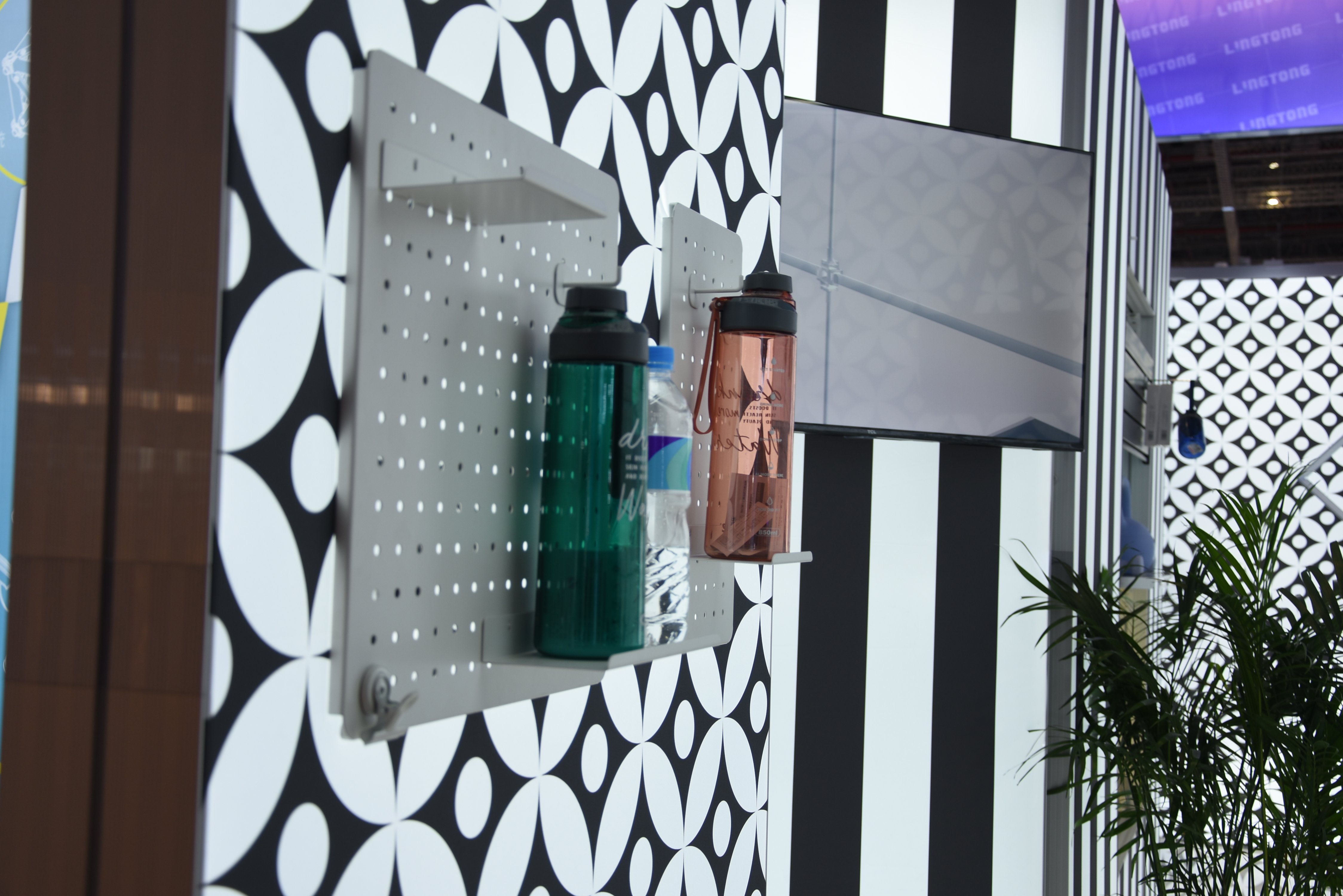 light box booth.JPG