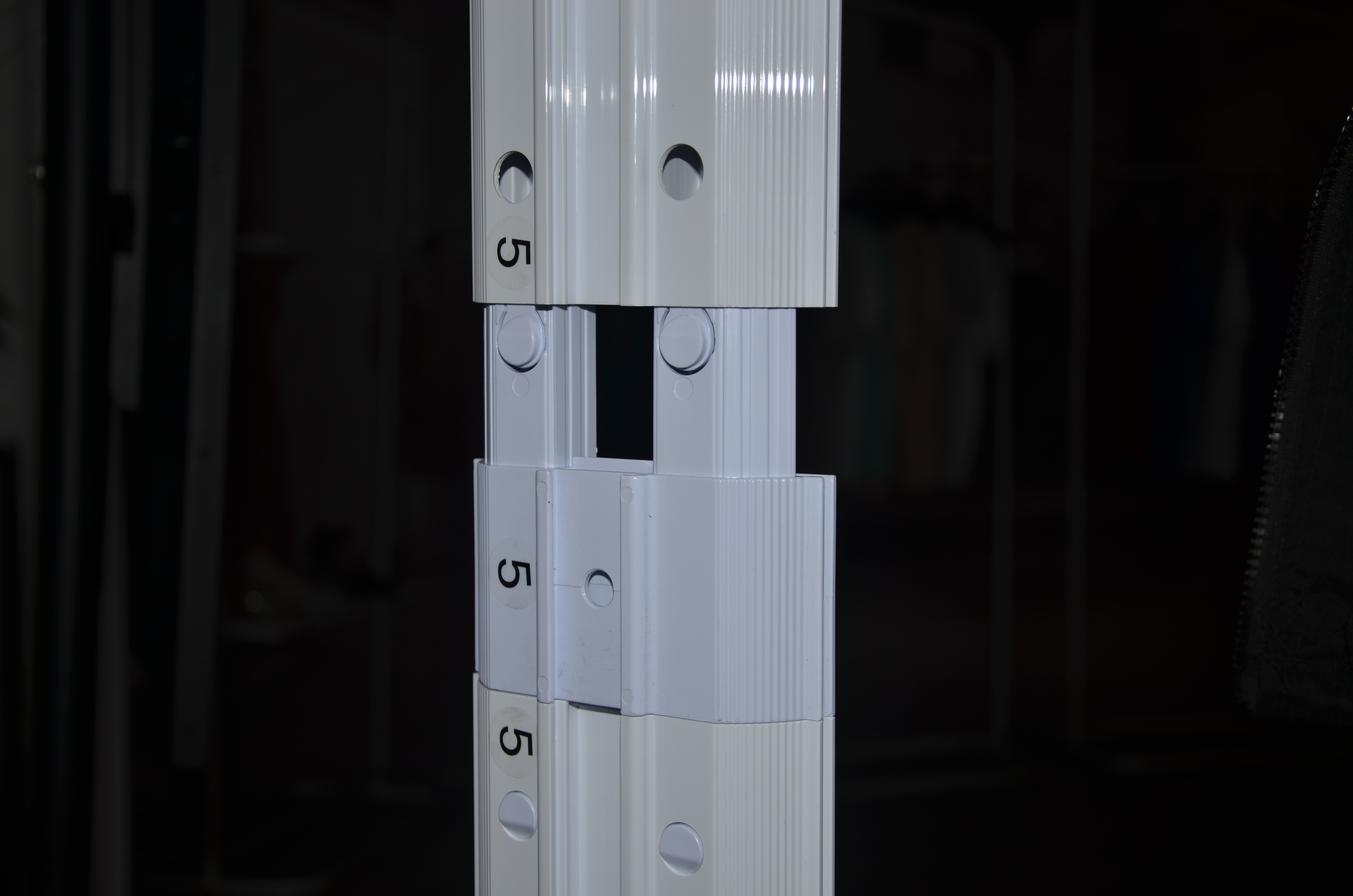 Lintel Global Patent Slide-In-and-Lock seg light box structure.JPG