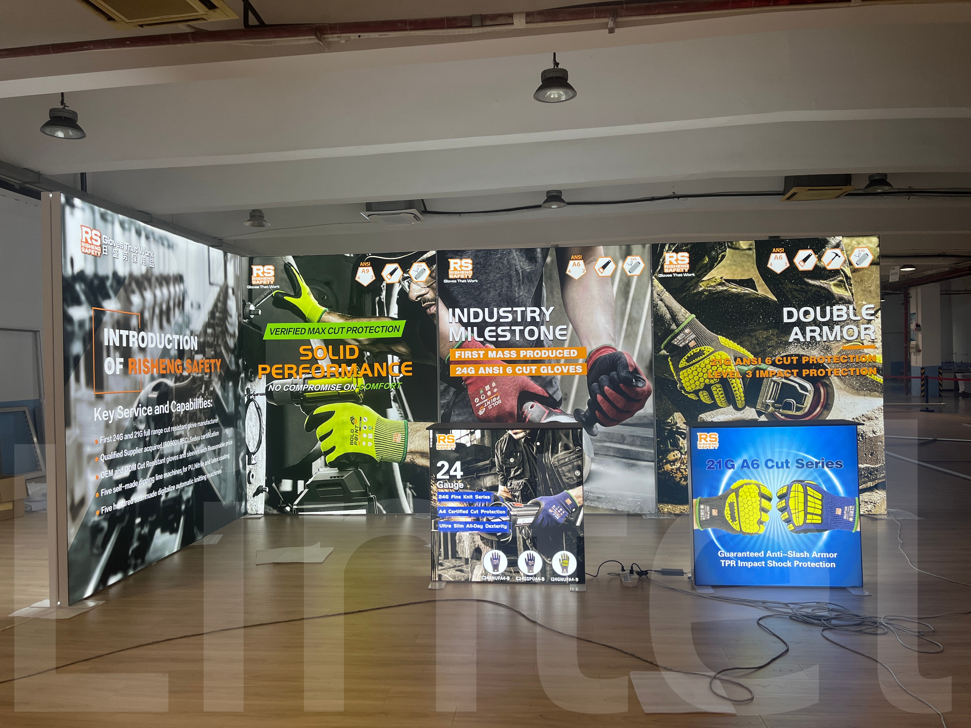 Work gloves; 3x6m L-shaped lightbox booth with an archway..jpg