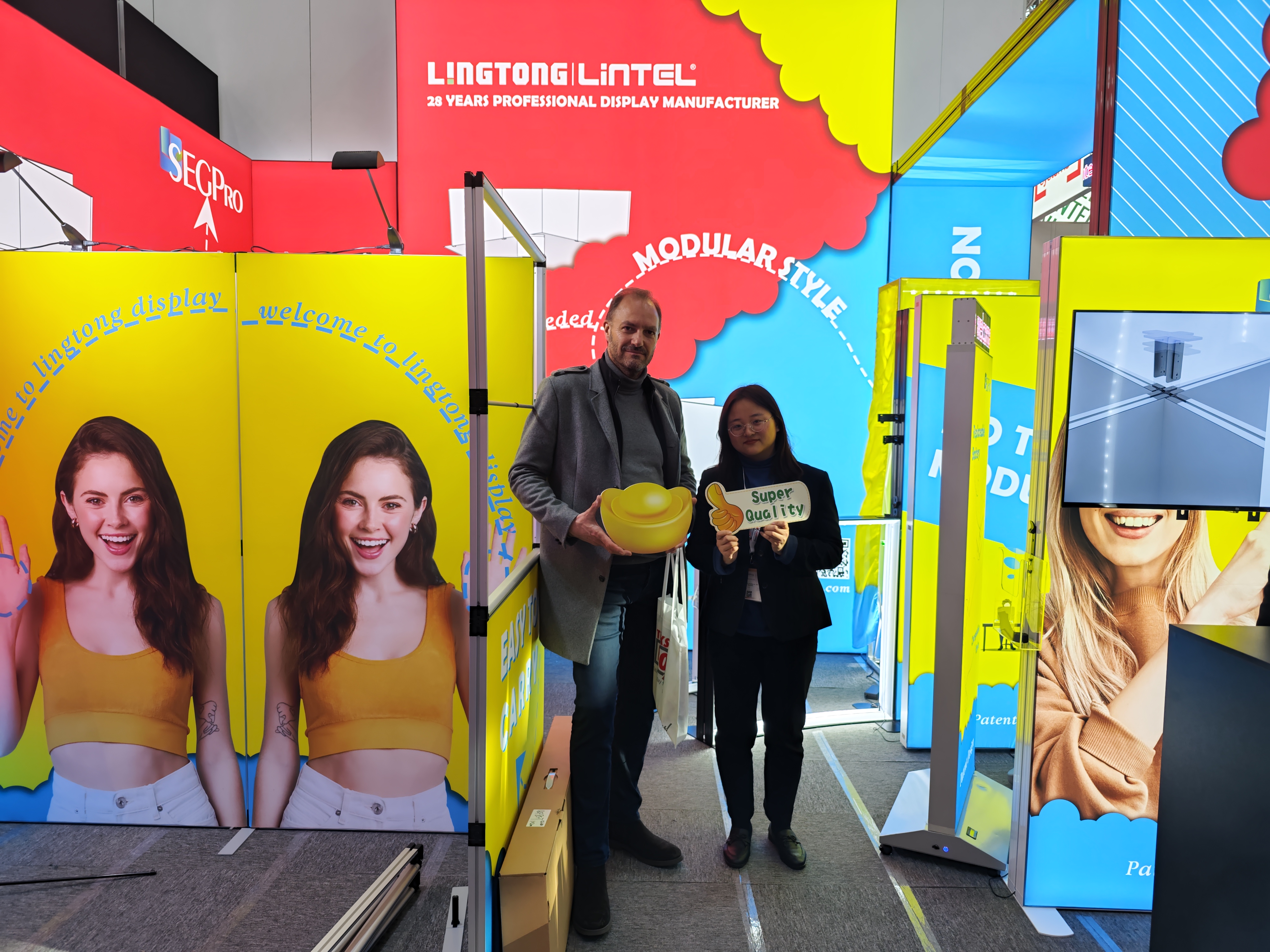 light box booth.jpg