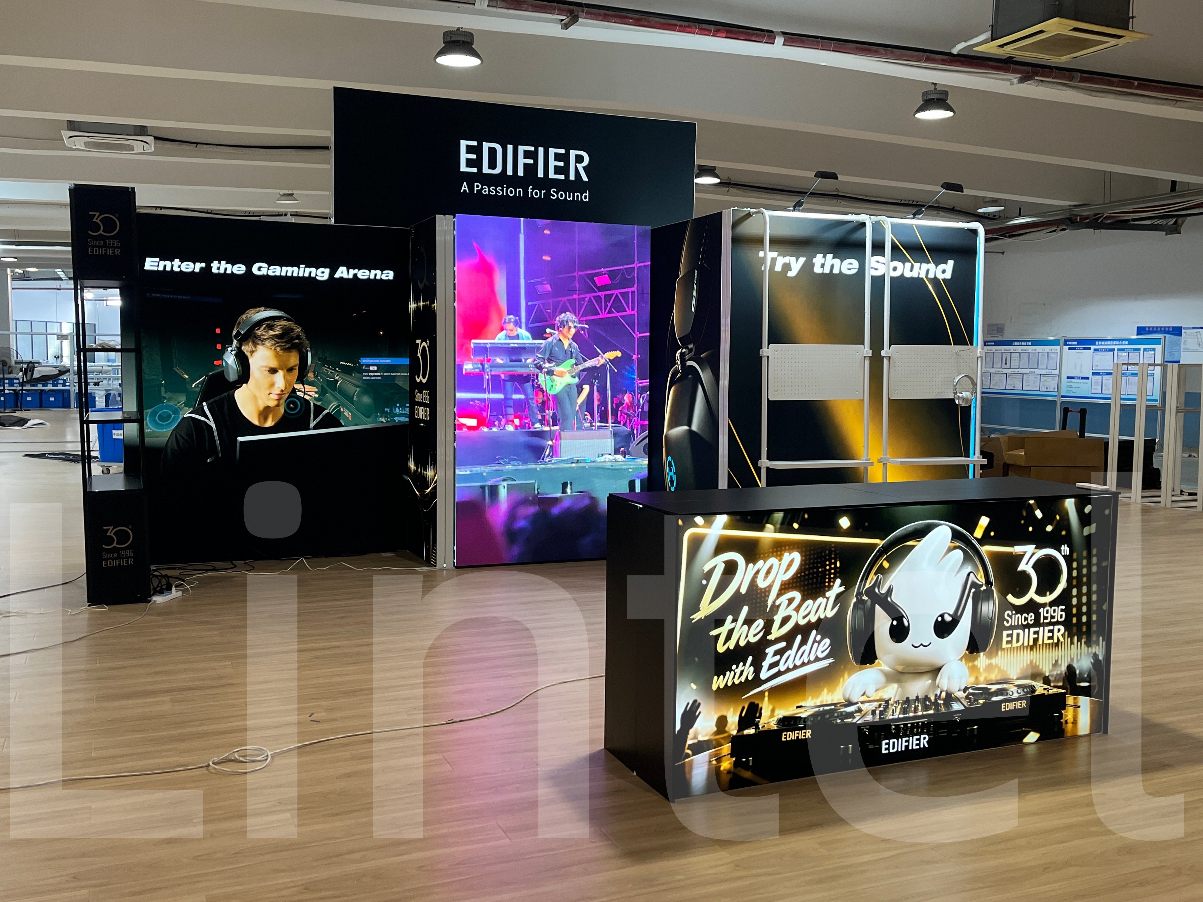 120mm fabric light box booth with led screen.jpg