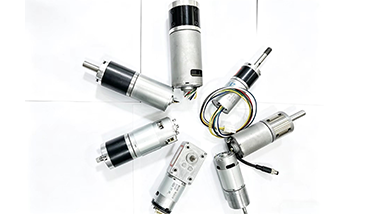 CDM Motor | Τάσεις της βιομηχανίας ρομποτικών μηχανημάτων κοπής γρασιδιού και περιπτώσεις προϊόντων