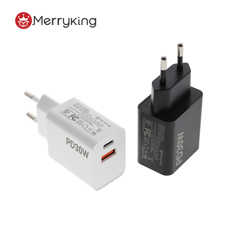 Πρότυπος Φορτιστής Ηνωμένων Πολιτειών 30W PD Γρήγορης Φόρτισης με Διπλές Θύρες