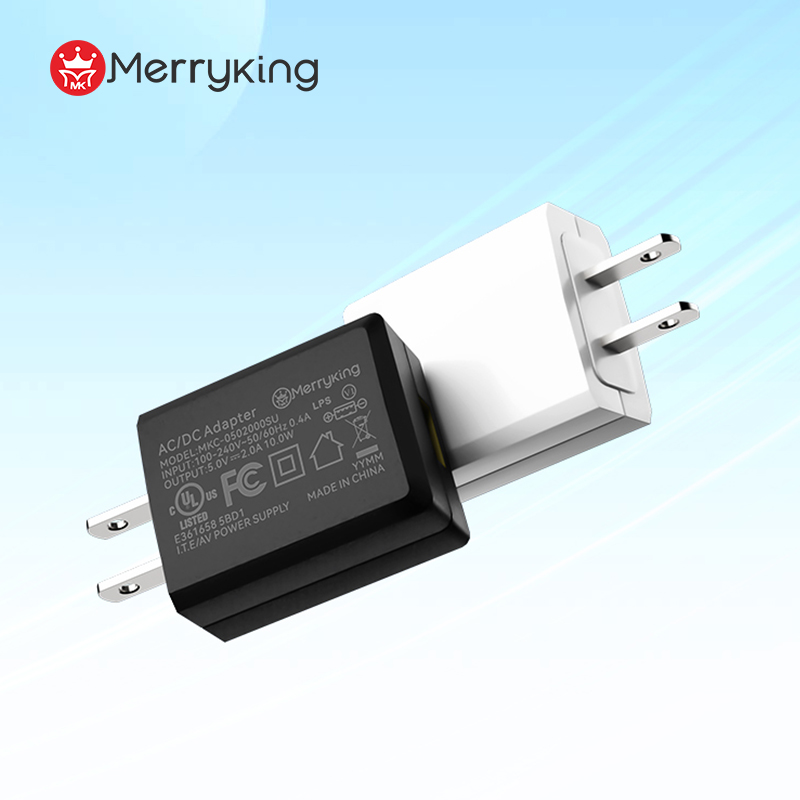 Americký štandard 5 Voltov 2,1 A čierna USB A nabíjačka