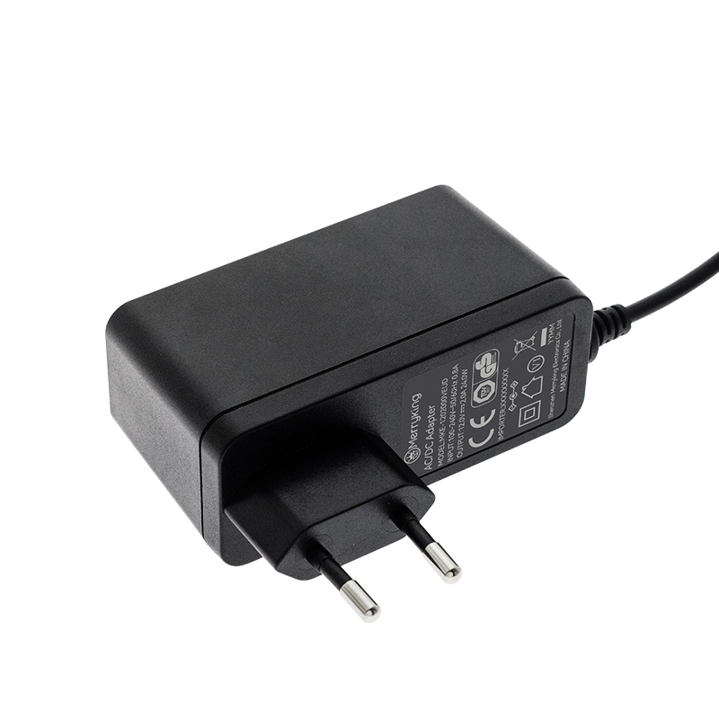 Adaptador de corriente tipo europeo 48V 0.7A