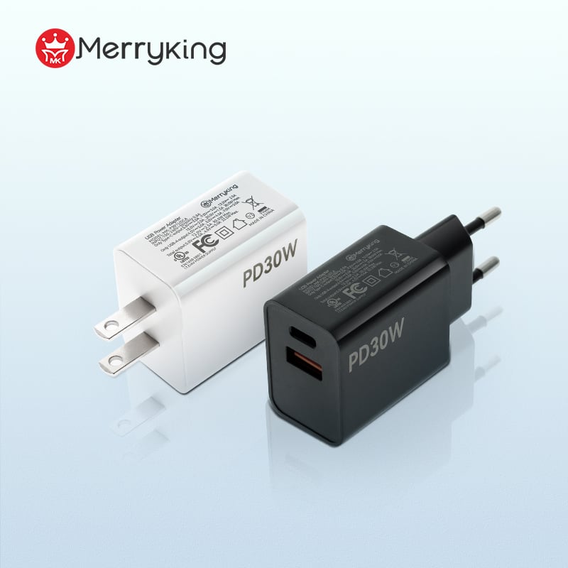 Πρότυπος Φορτιστής Ηνωμένων Πολιτειών 30W PD Γρήγορης Φόρτισης με Διπλές Θύρες
