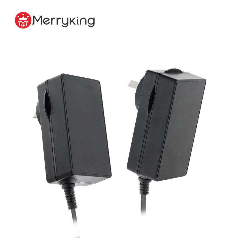 60 W 12 V 5 A AC/DC-Netzadapter