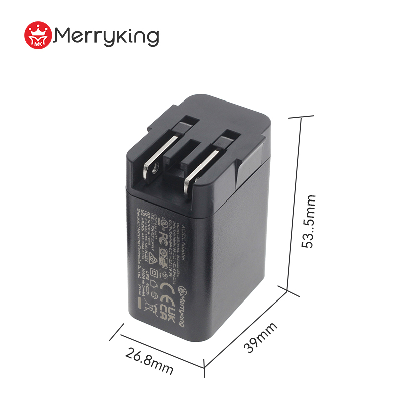 Cserélhető típusú 5V 2500mA falitöltő adapter